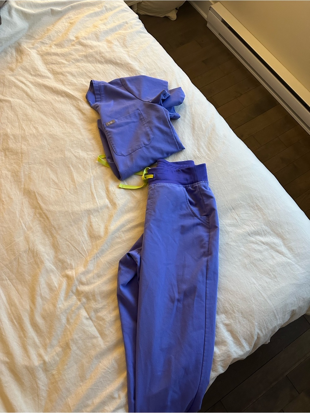 FIGS mauve top XXS pants XS High raised regular